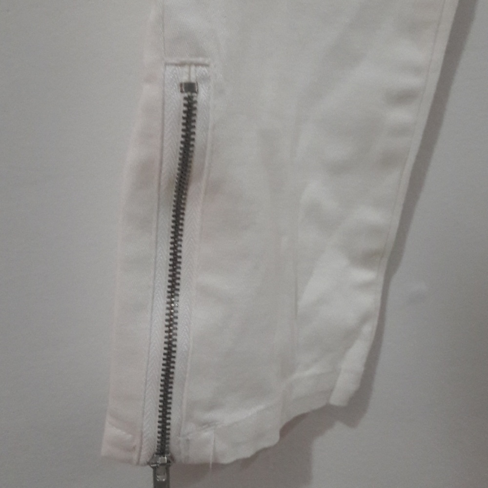 Pants - Picture 2 of 3